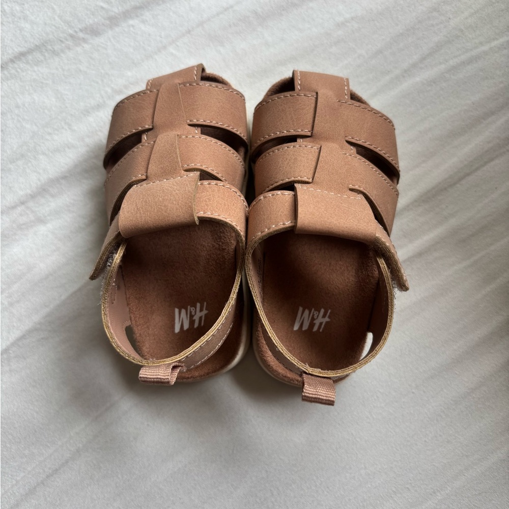 H&M Kids peach Sandals